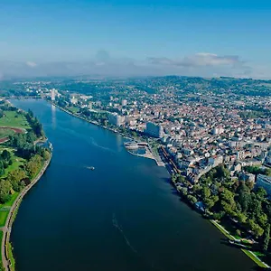 vichy-superbe-appartement-f2-neuf.hotels-rhonealpes.com/